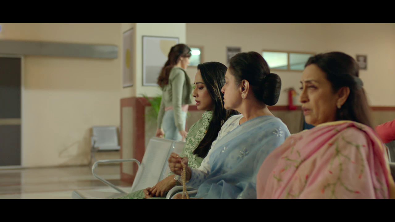 Ghudchadi-2023-WEBRip-Hindi-Tam-Tel-Kan-720p-8bit-AVC-AAC-2-0-ESub-mkv-0006