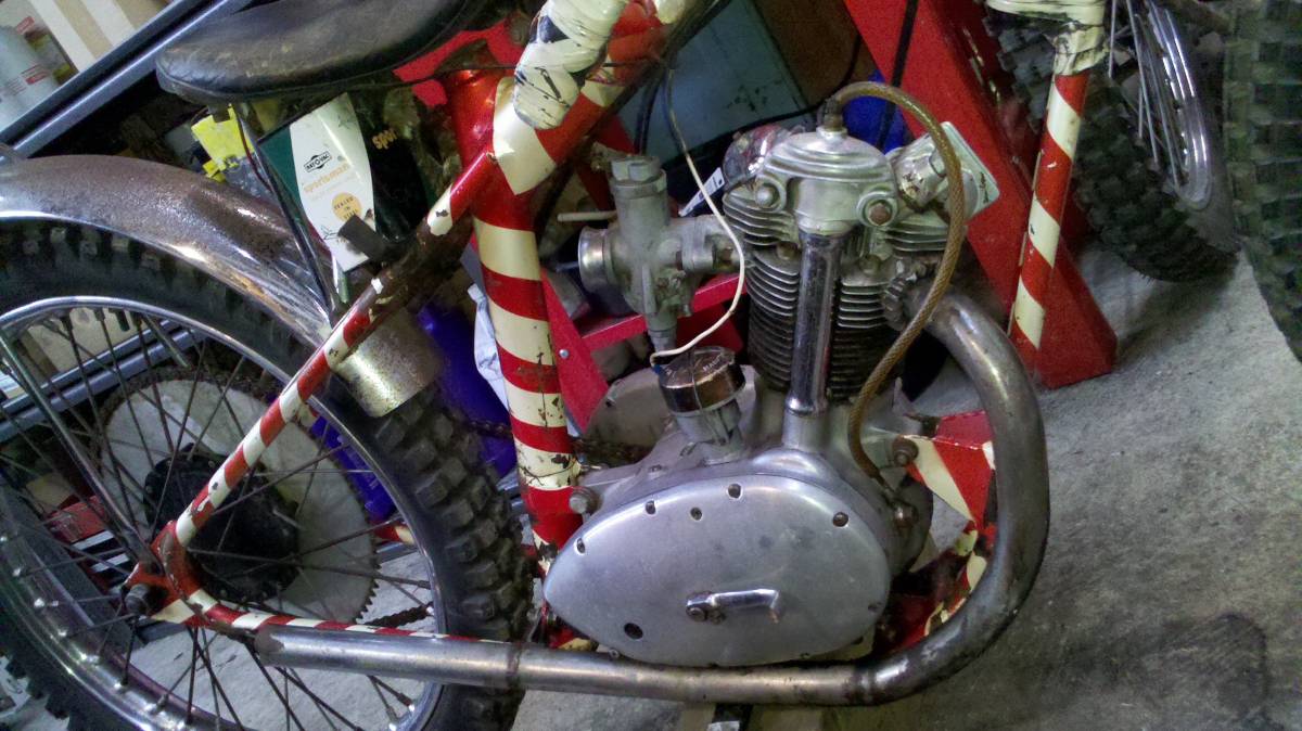 01717_iE7iGhg1ICg_1200x900