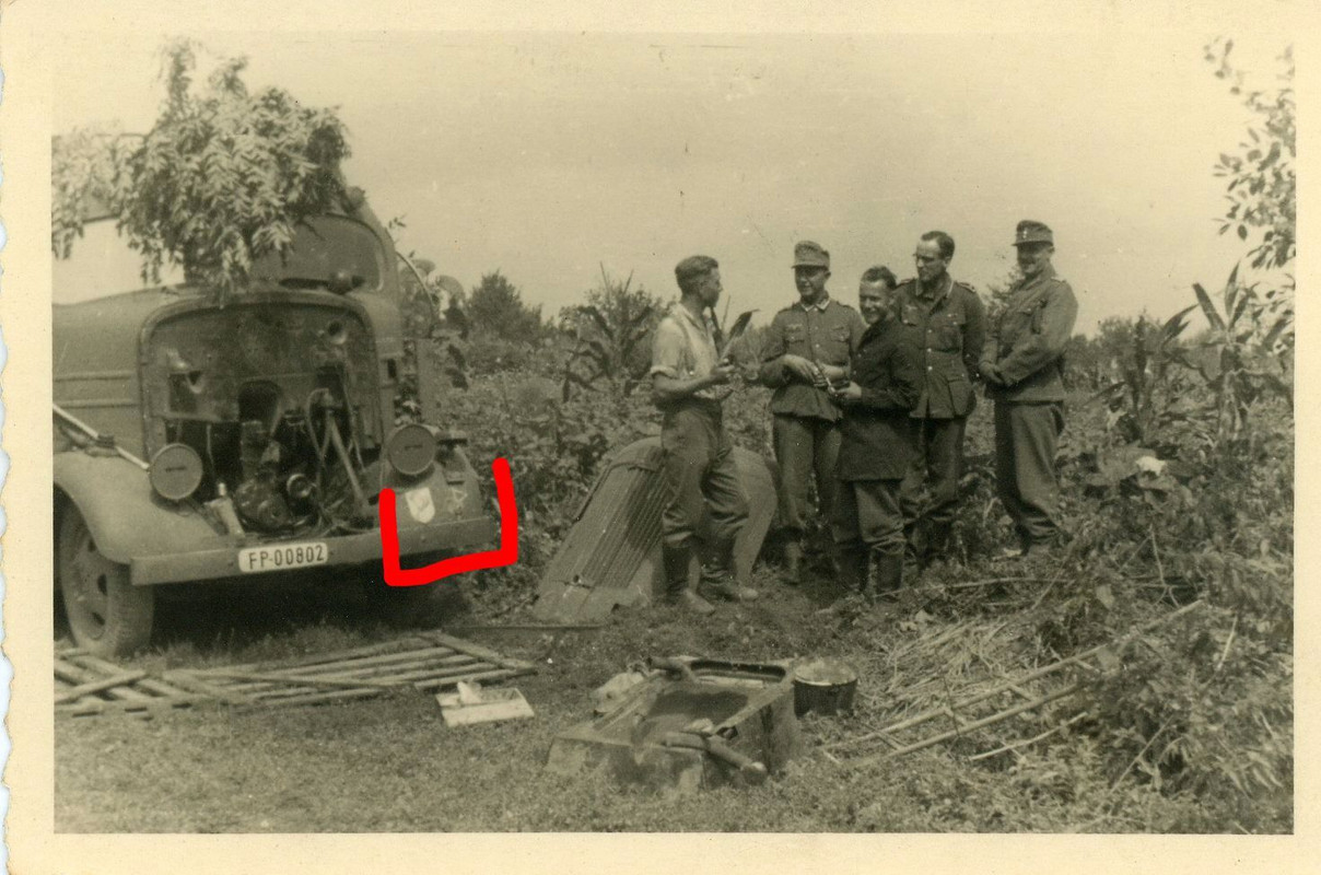 LKW Truck Camion Russland 97 Jägerdivision Spiel