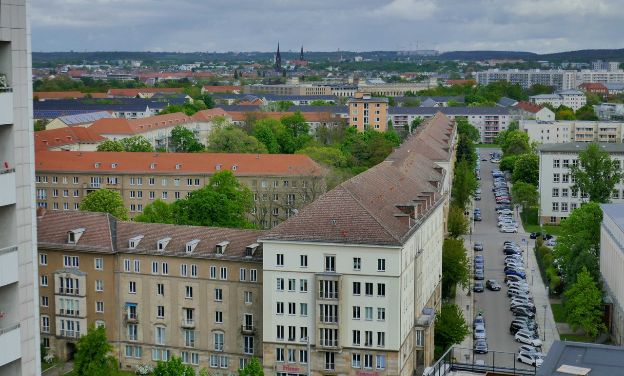 Bild: https://i.postimg.cc/PqnhQFCd/P1190624.jpg