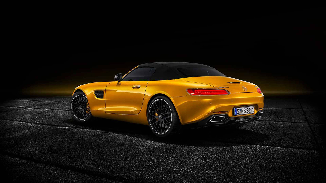 Mercedes-AMG GT S Roadster (9)
