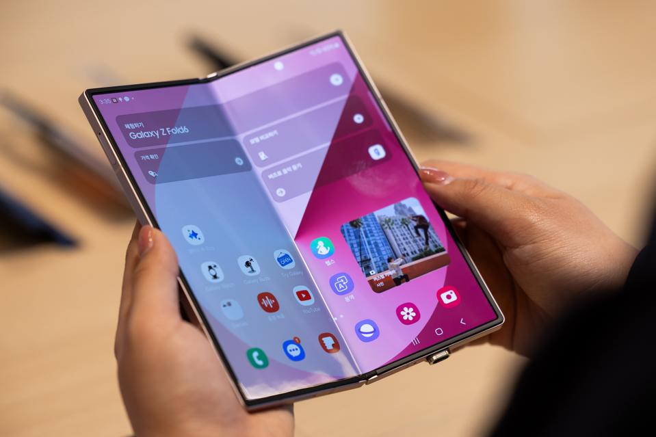 Samsung Galaxy Z Fold 6