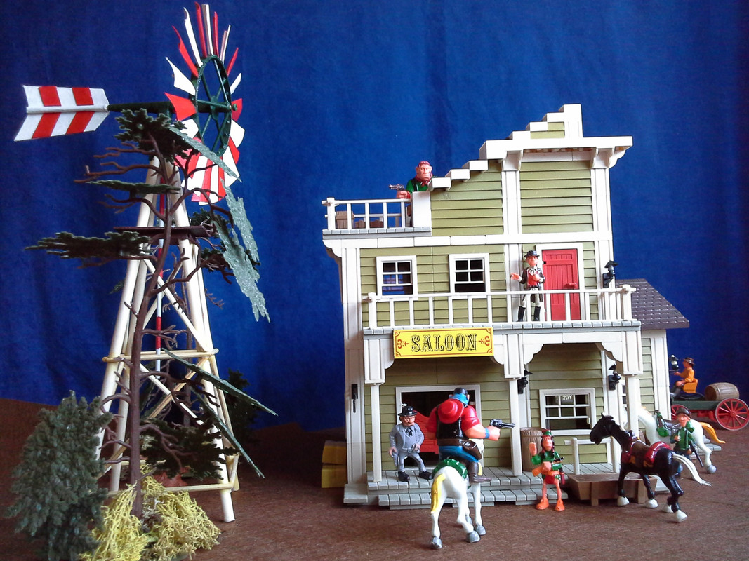 NEW SALOON - 04