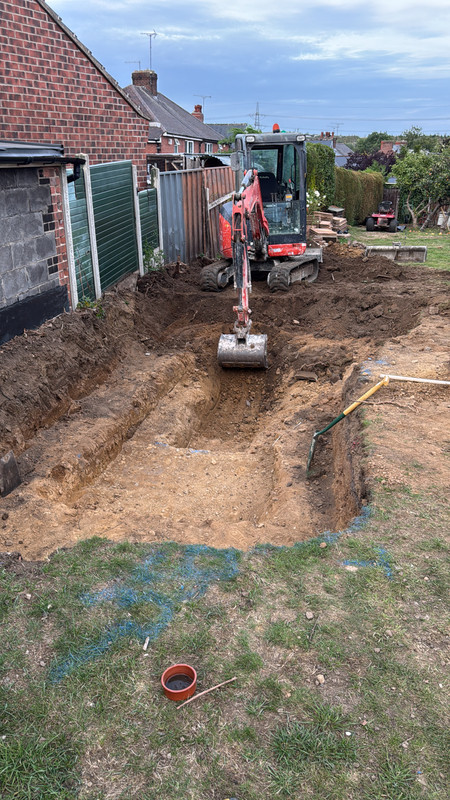 FCD6D775-4641-4A15-8391-2DDC107DE108