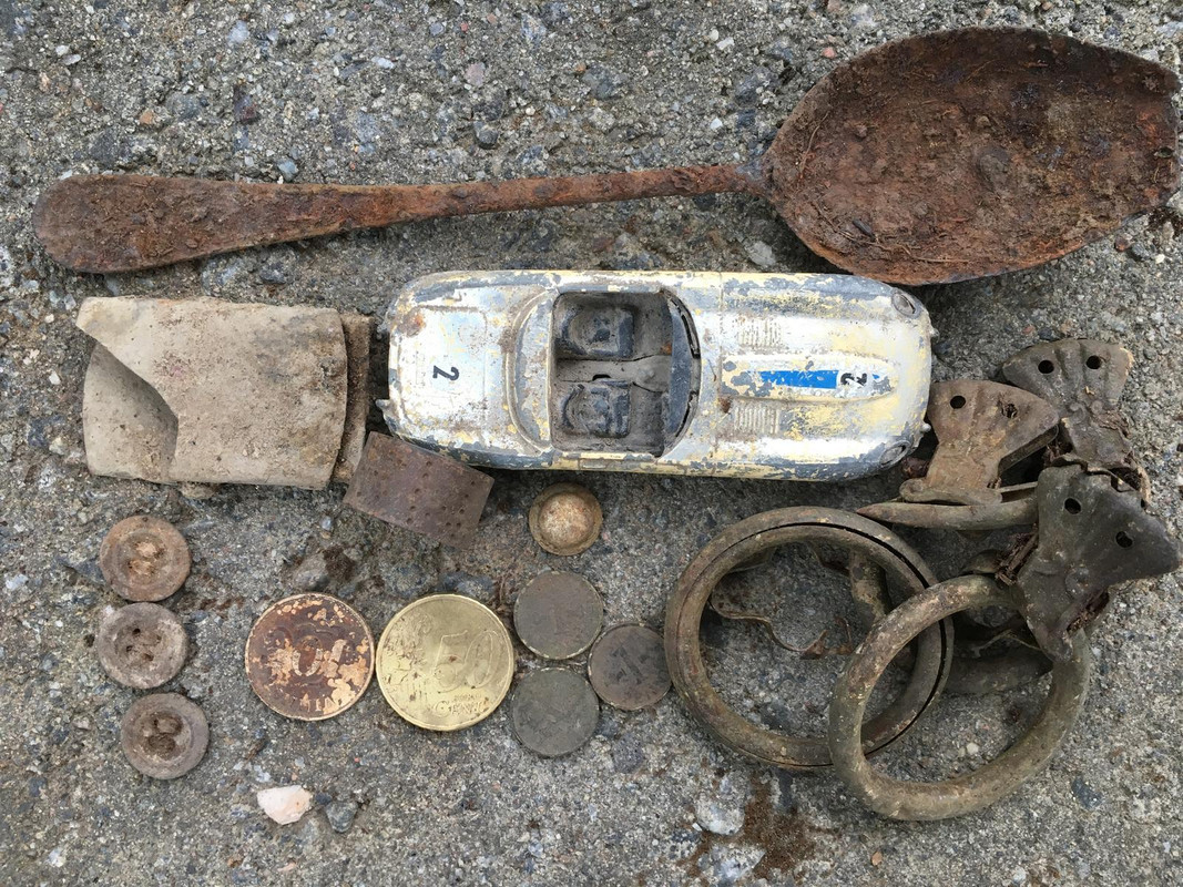 76C18A84-C2F2-4BE8-8C21-835601995C0D