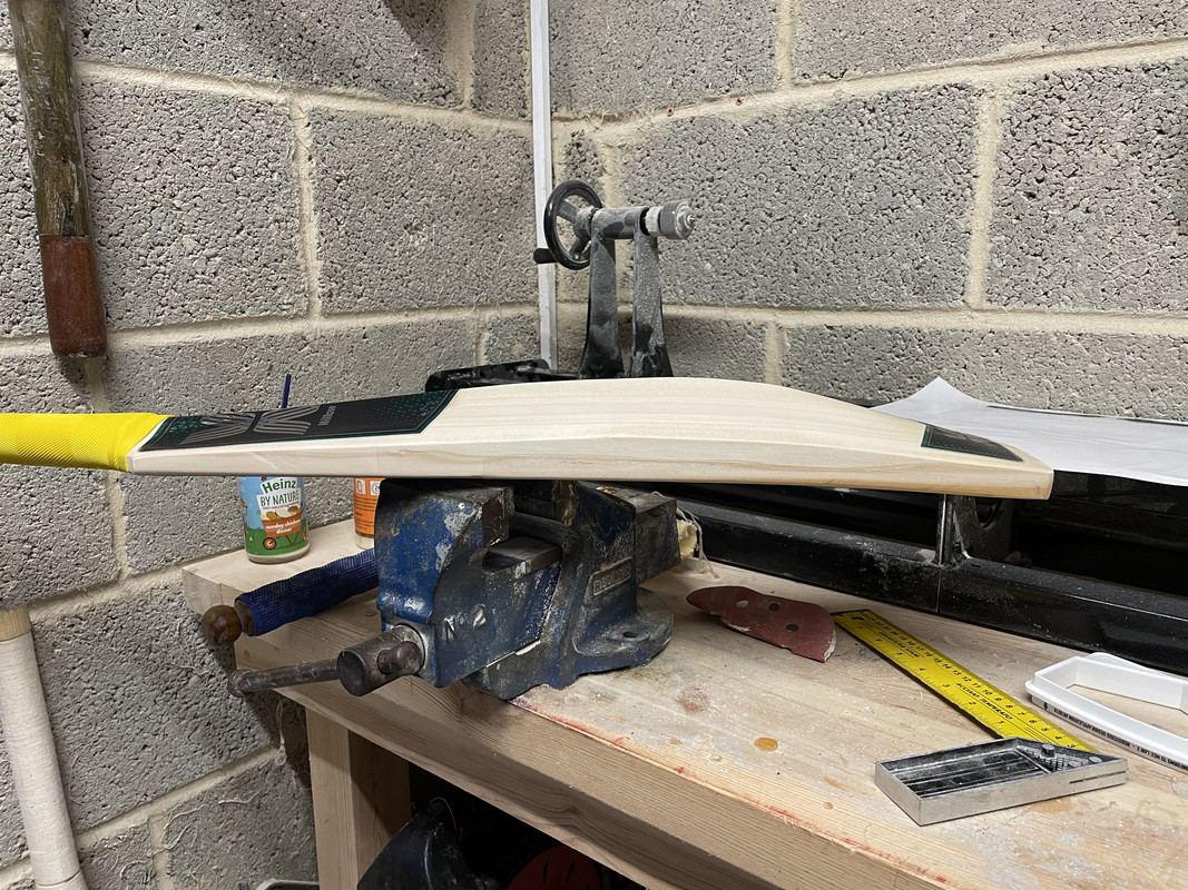 3697E9ED-51C4-4561-9F4C-315AA54F3B9E