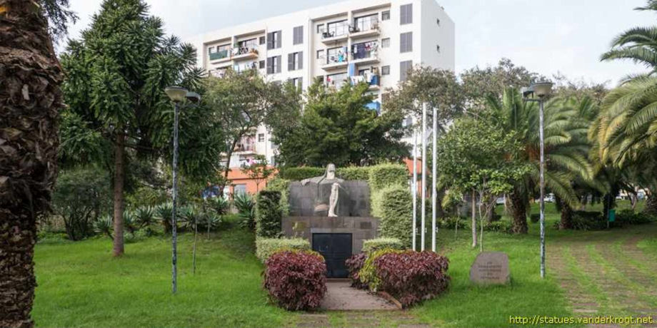 Funchal-Monumento1