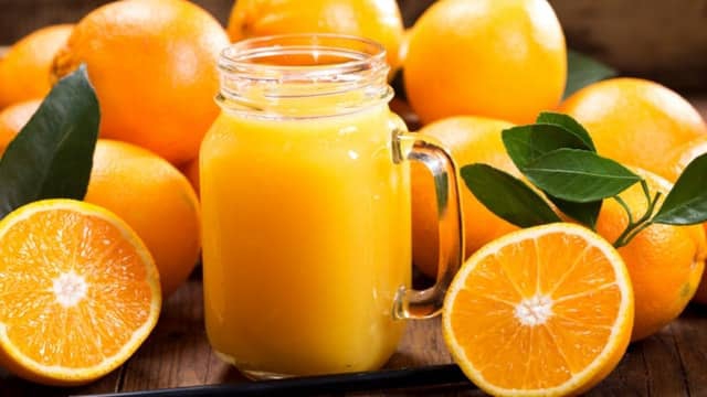 Naranja ¿Es más sana en fruta o en jugo?
