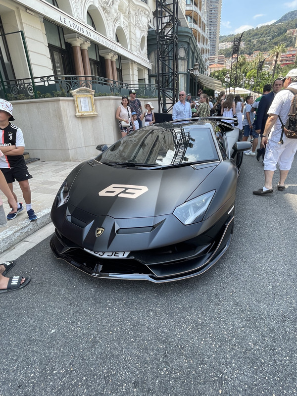 5653AAC4-5B67-42B4-A5EE-941F7D080BB2