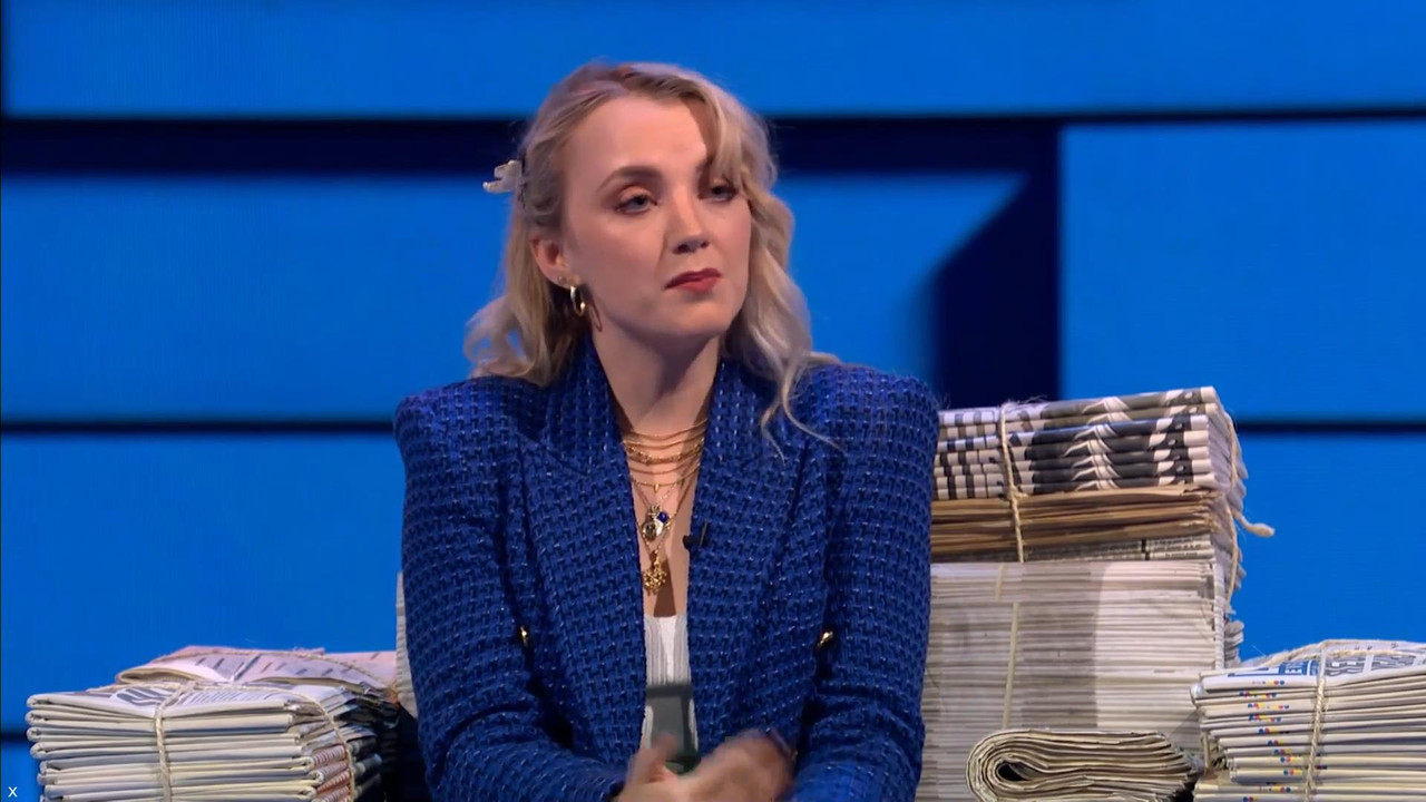 Evanna Lynch 041121.mp4_snapshot_05.09_[2021.11.04_23.54.15]