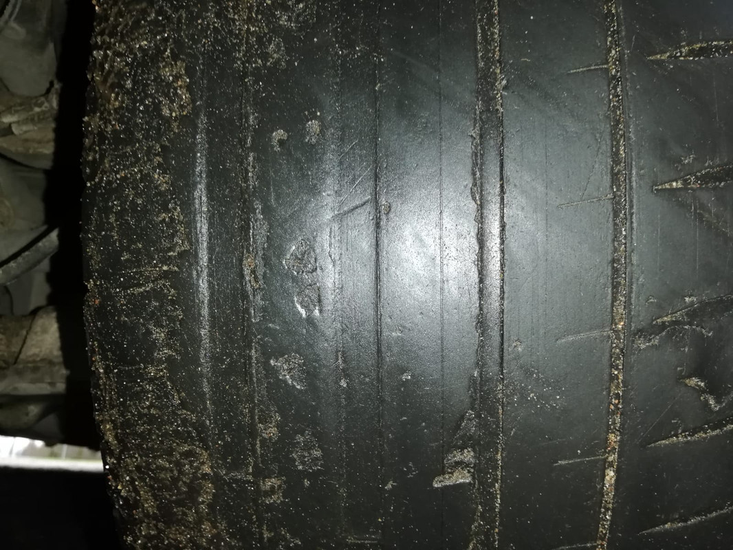 3CCC0751-E3A0-4ABE-A44D-ED3179E4D9C3