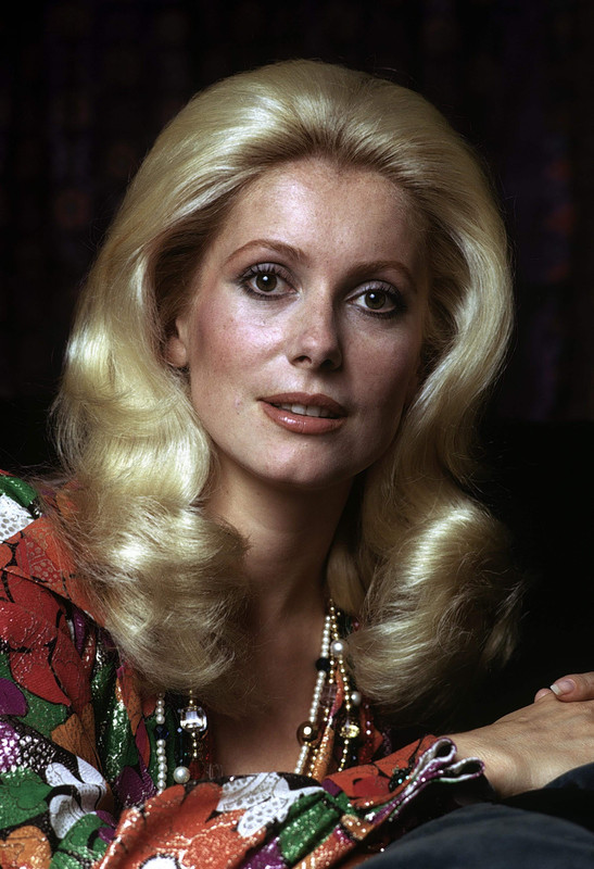 catherine_deneuve_mc74
