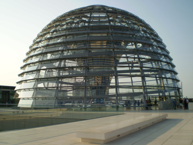 Jueves 13-de torre de protección a montaña de escombros y visita al Reichstag - Willkommen in Berlin (7)