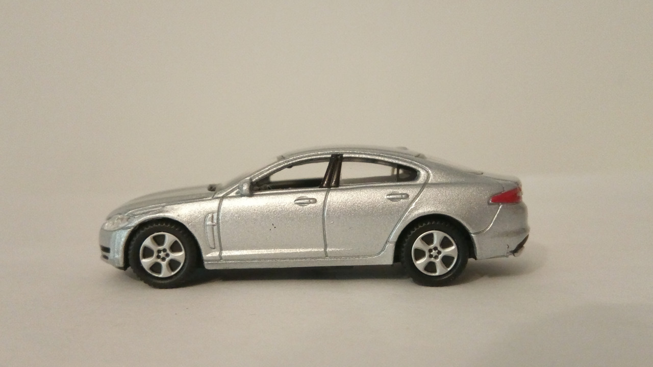 Mcht (8207)