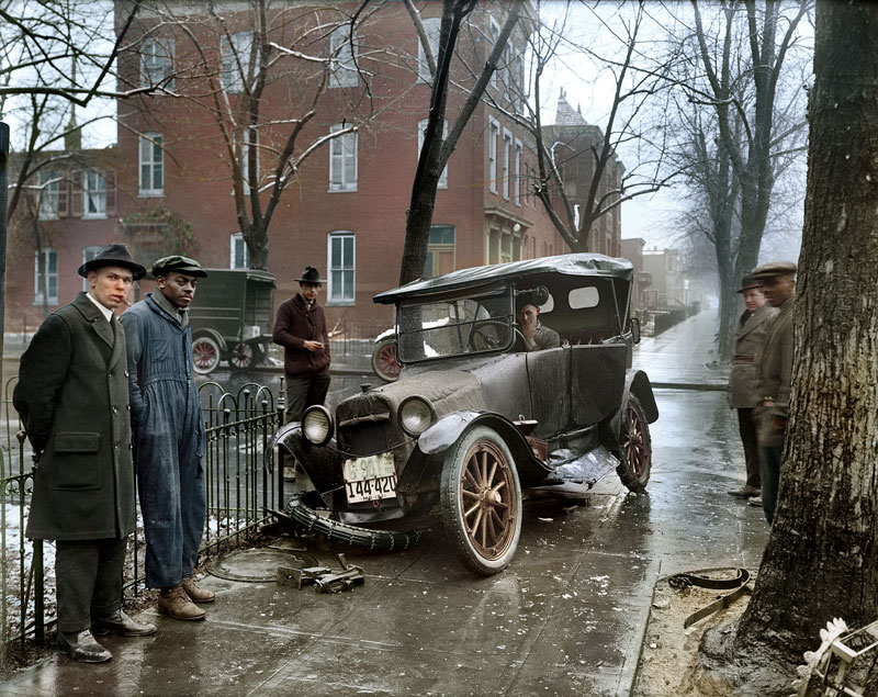 00-Auto-Wreck-in-Washington-D-C-1921.jpg