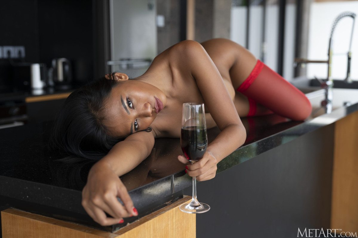 Sheeiziss - Red Wine-0087