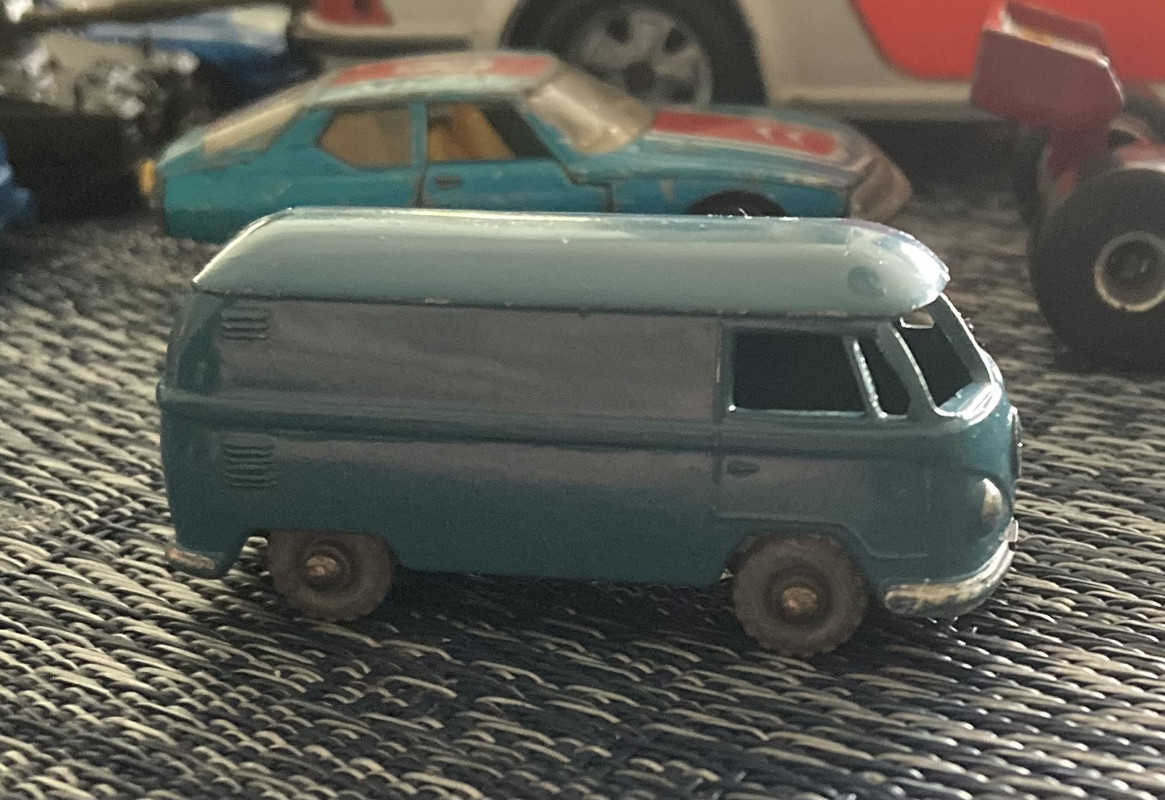 76812B2C-38B6-44DD-85C9-7051300E6085