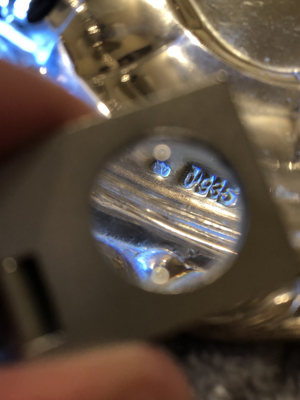 93733F70-1055-48ED-A8CB-4C432C61A5ED