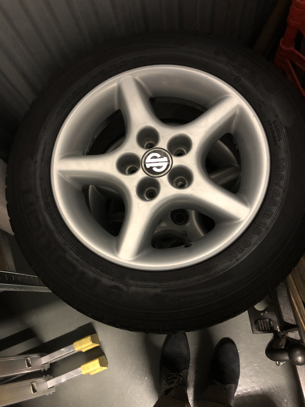 E3465F3A-1272-4E1D-945D-E60419258210