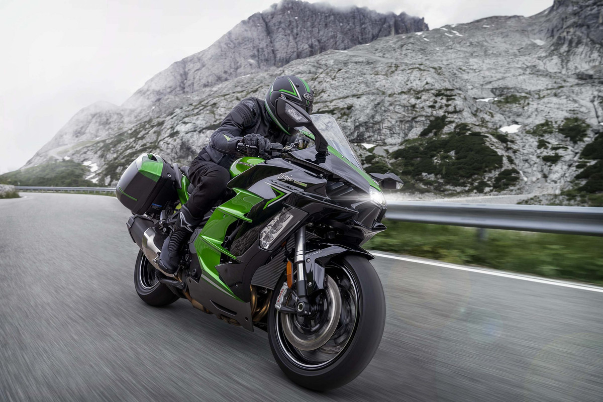 Спорттур Kawasaki Ninja H2 SX 2022 получил радар