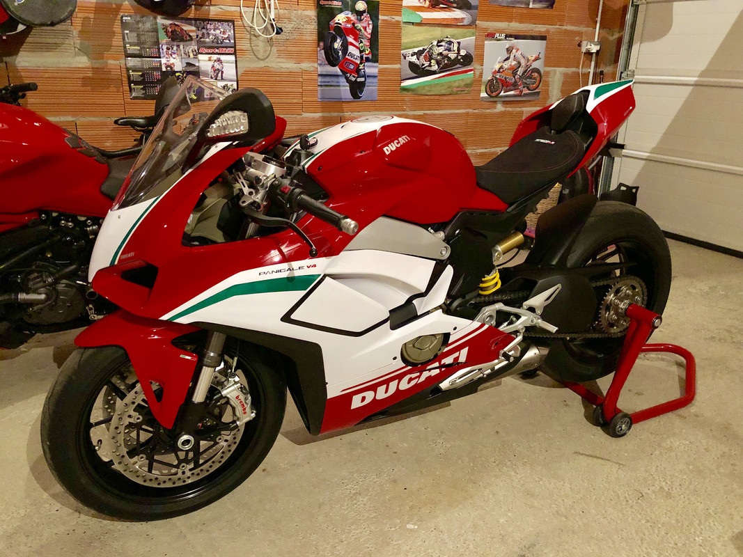 B38DA150-B34D-4D83-9AC4-13A54AEB586D