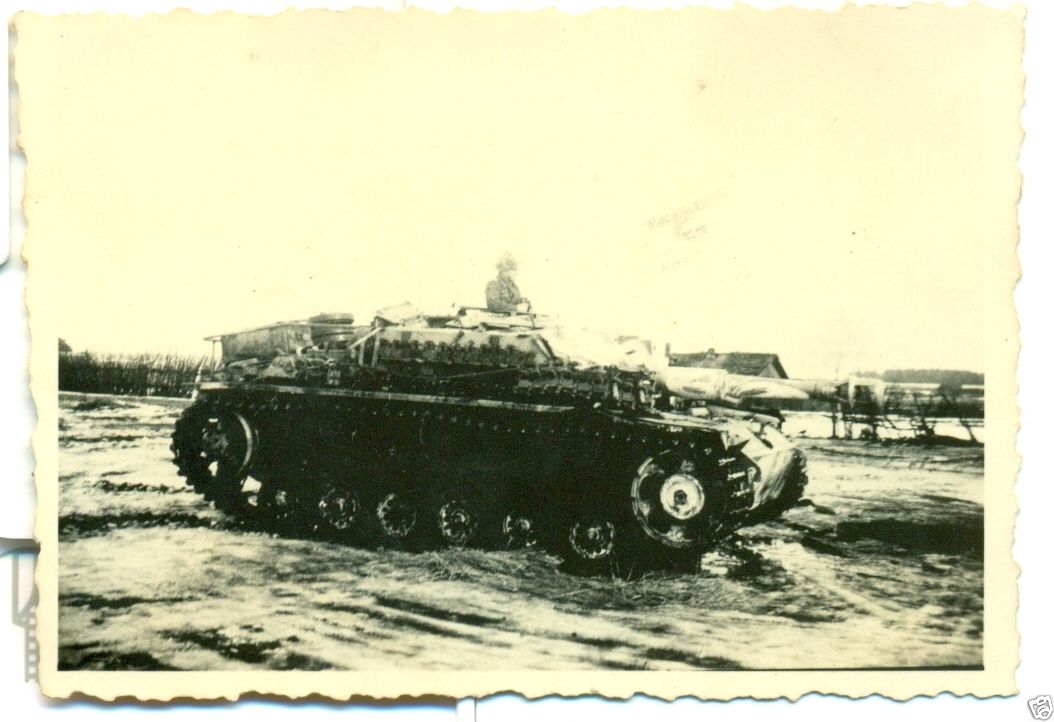 STURMGESCHÜTZ  STURMHAUBITZE 42 - WEIßE WINTER-T