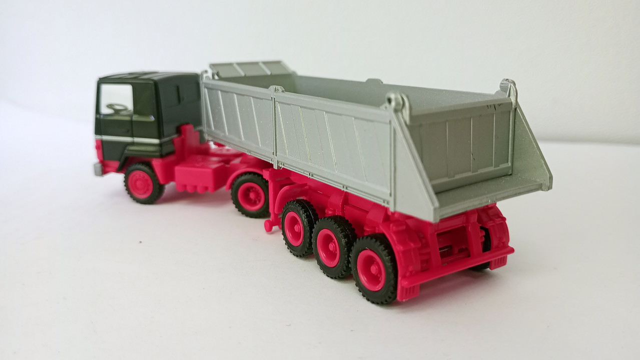 Mach (3899)