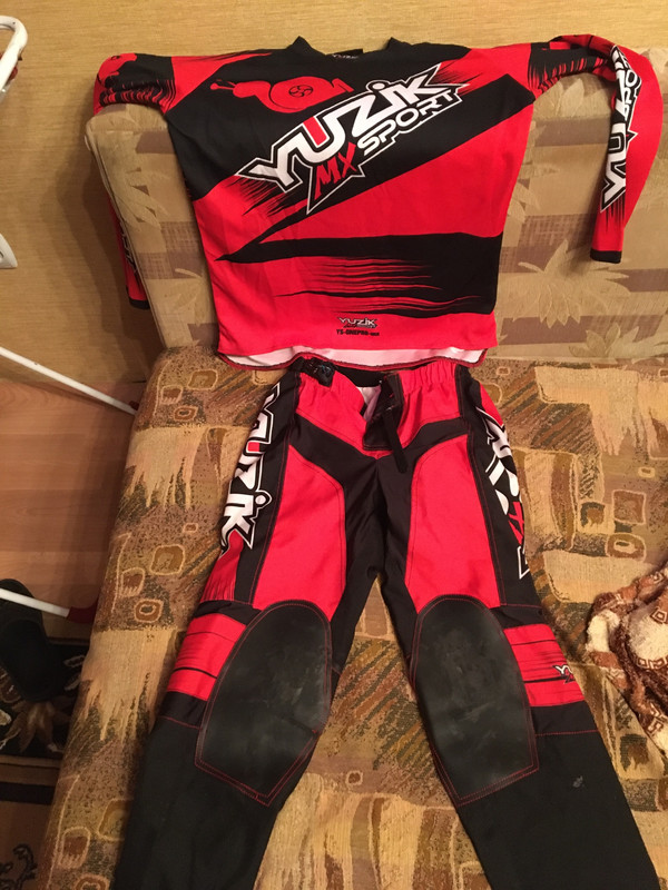 8DDBEB3C-D37F-4D4B-814E-6EE966BD4655