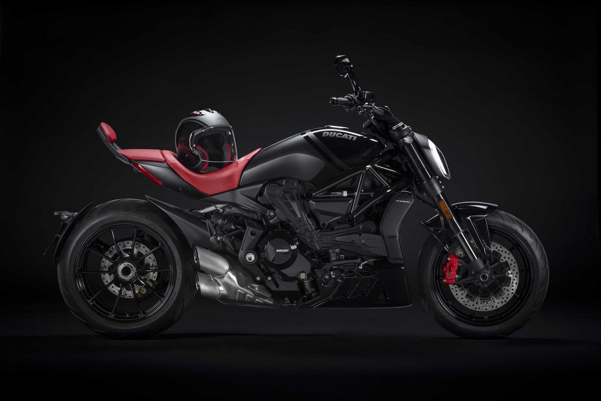 Лимитированный мотоцикл Ducati XDiavel Nero 2022