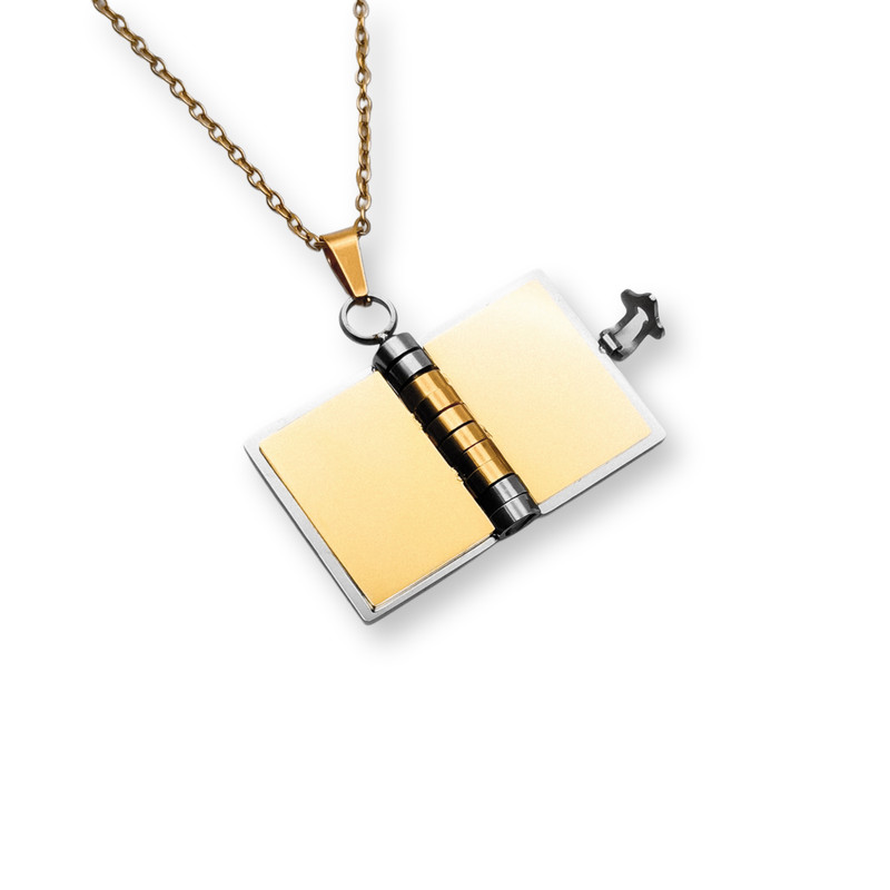 Кулон-книжка с гравировкой