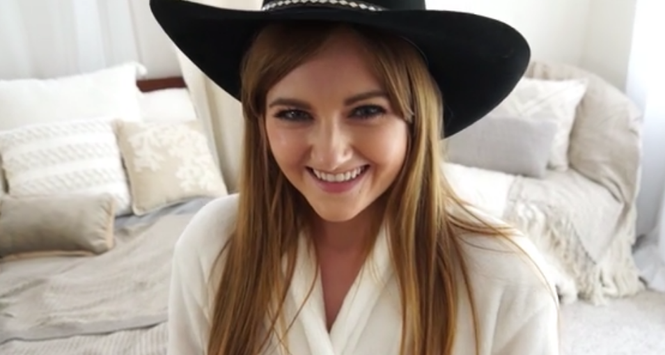 DadCrush – Miley Cole – Tasting My Stepfather