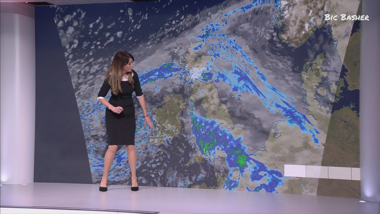 BBC News and Weather_20250126_22002225.ts_snapshot_24.45.724
