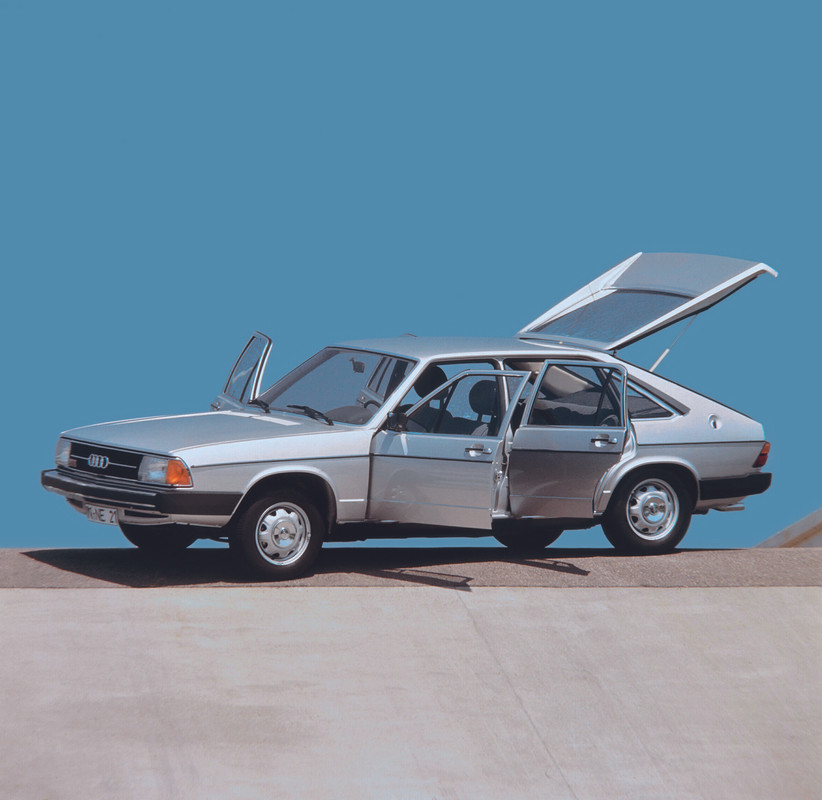 Audi-100-Avant-C2