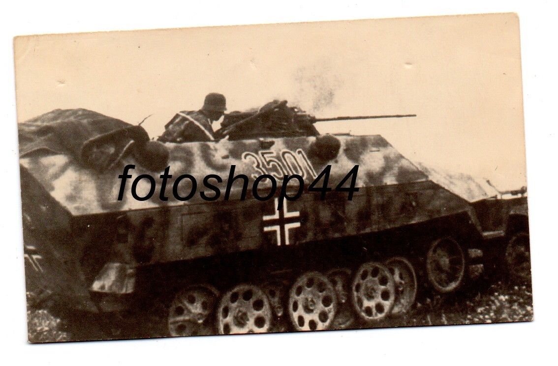 WH Panzer Schützenpanzer Tarnfarbe Geschütz