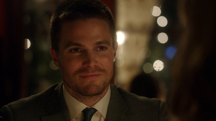 Arrow.S03E01.Calma.apparente.BDMux.ITA.ENG.x264-BlackBit[screenshot 7]