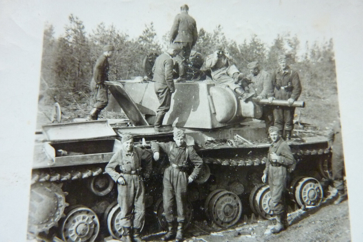 KW 1, Tank crash ,Treffer Panzer Ostfront Pleskau (4)