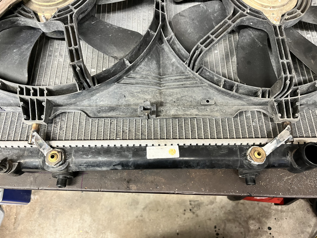 808DFA25-7541-4AA9-92E5-FAFB7DC493EE