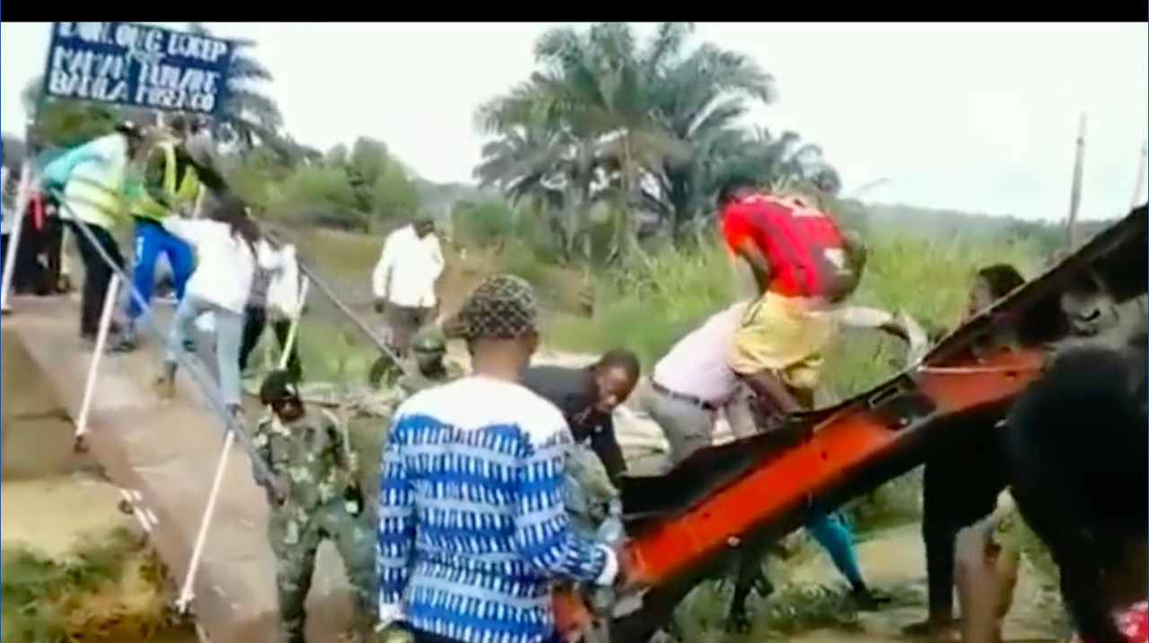 Colapsa puente colgante en República Democrática del Congo en la inauguración
