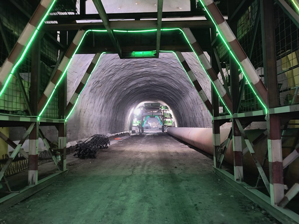 516072-tunel13-jpg-orig.jpg