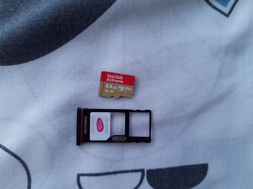 Signal problems and some questions about SIM card placement and options ...