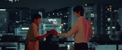 https://i.postimg.cc/Pr99hg81/bf7b198fcef2a836bcae5b537a116f3f92a57d5cr1-480-197-hq.gif