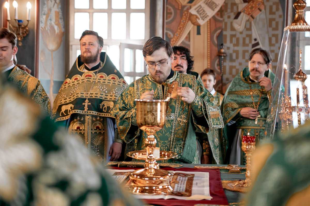 Empty-Name-212-resized