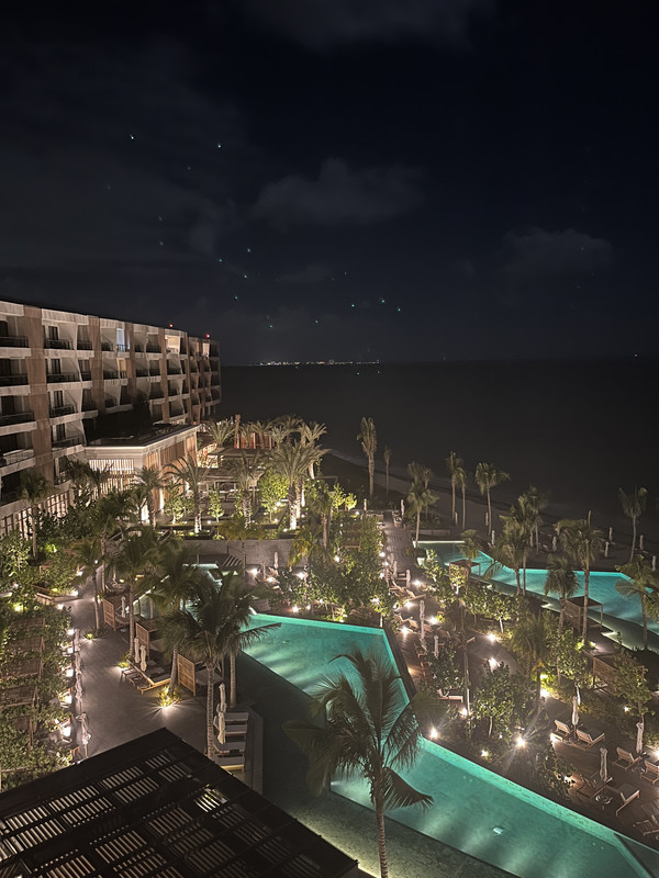 92919504-1862-49BF-B1F8-CEC030A7BD88