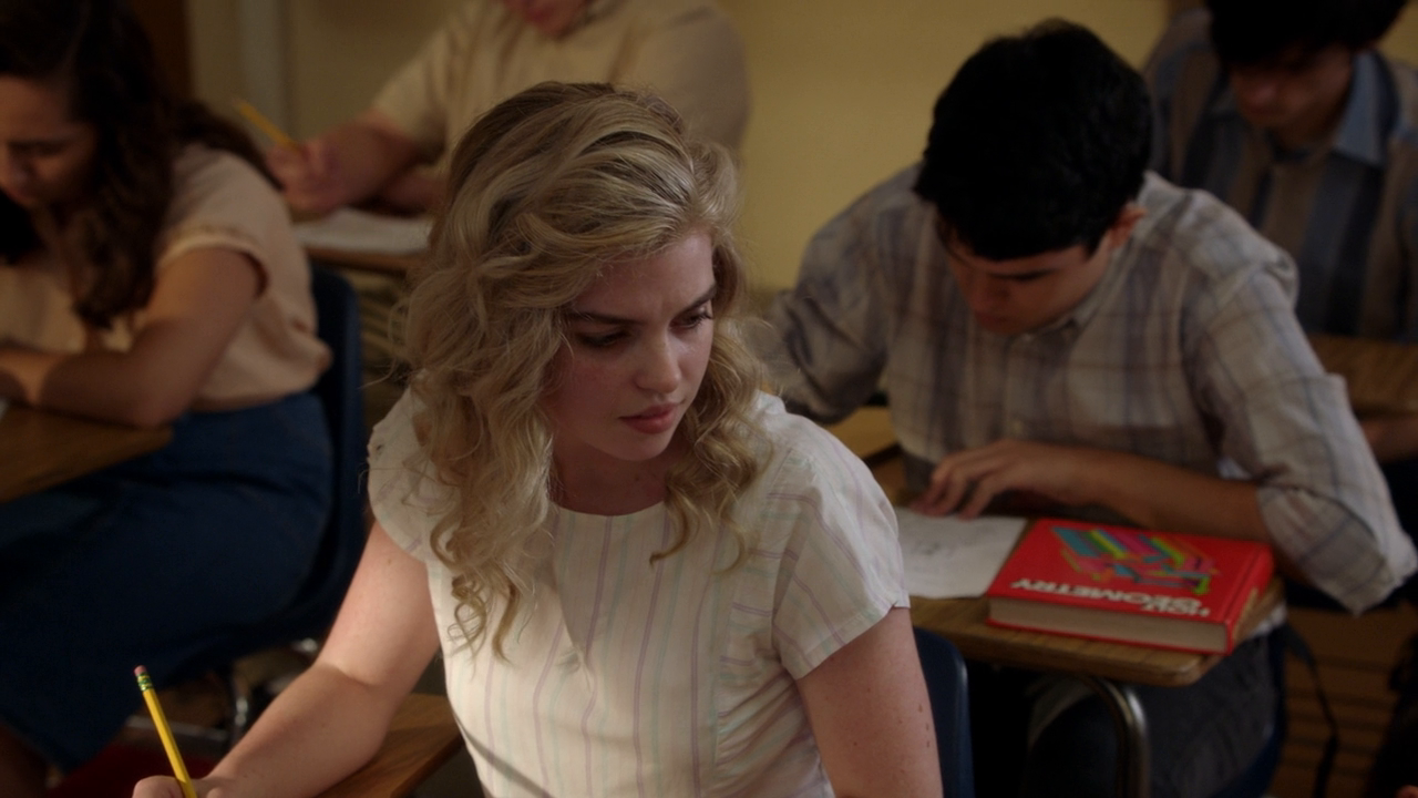 Young.Sheldon.S04E01.Il.giorno.del.diploma.720p.BDMux.ITA.ENG.AC3.x264-BlackBit[screenshot 2]