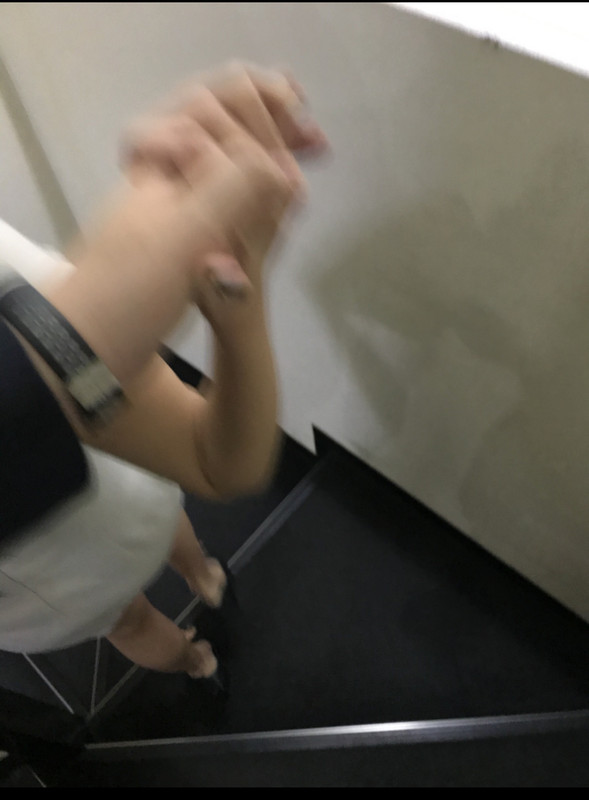 F2290848-2565-4B1A-BC56-9762EB490830