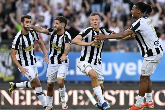 RAAL La Louviere vs Sporting Charleroi, 18h30 ngày 10/08