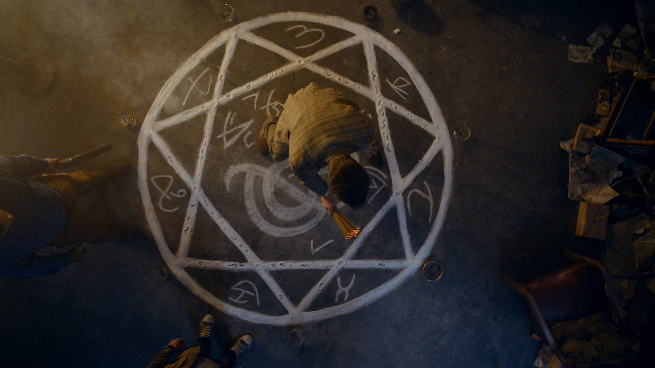 Ash vs Evil Dead S01E03 Books from Beyond.mkv_sn