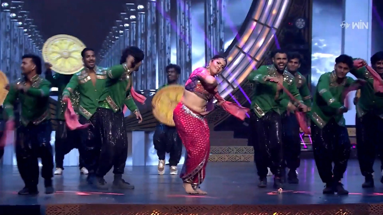 [Image: Anasuya-Bharadwaj-Sizzling-Steamy-Hot-Pe...me-mp4.jpg]