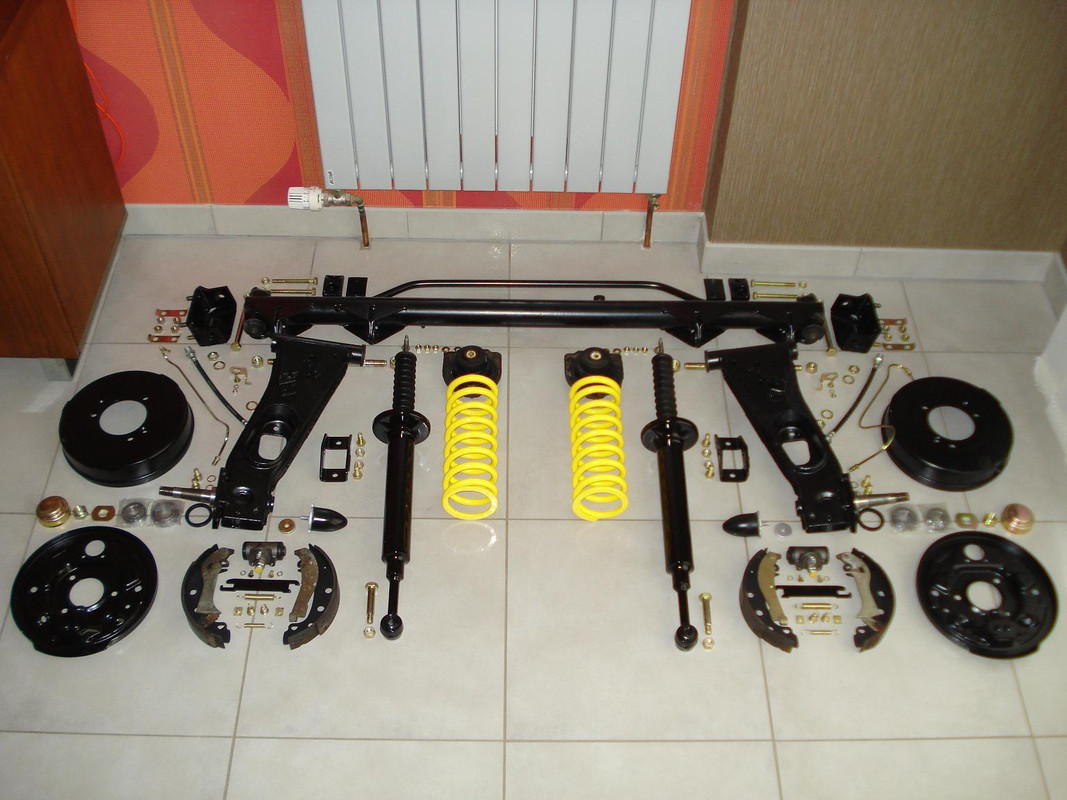 496 Eléments train arrière