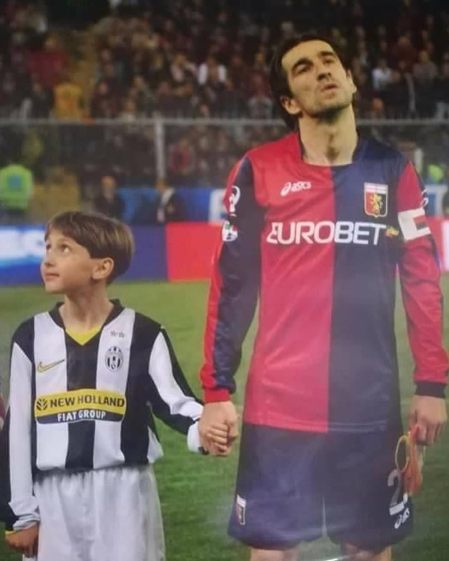 B450DBF6-48F7-4439-AC16-73A82E98DB37